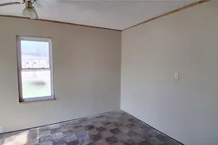 22 State St, Greenville Boro, PA 16125 - Photo 12