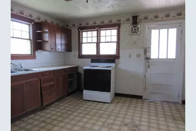 1052 N Eighty Eight Road, Dry Tav-Rices Landing, PA 15357 - Photo 8