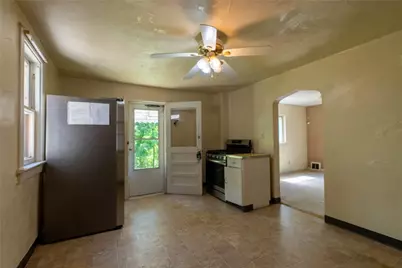 307 N 6th St, Clairton, PA 15025 - Photo 20