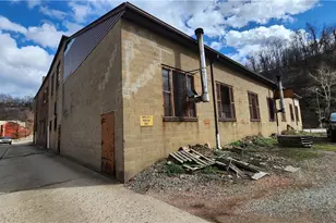 2121 5th Ave, McKeesport, PA 15132 - Photo 6