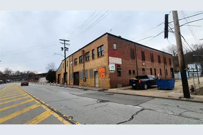 2121 5th Ave, McKeesport, PA 15132 - Photo 8