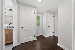 5669 Valleyview Dr, Bethel Park, PA 15102 - Photo 34