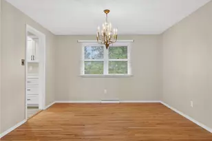 219 Main Entrance Dr, Pittsburgh, PA 15228 - Photo 8