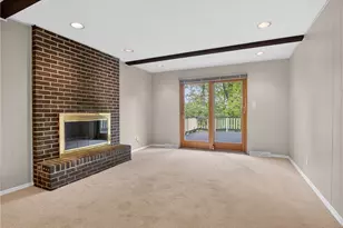 219 Main Entrance Dr, Pittsburgh, PA 15228 - Photo 16