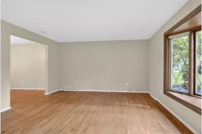 219 Main Entrance Dr, Pittsburgh, PA 15228 - Photo 6