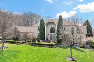 10 Briarwood Ln, Wilmington Township, PA 16142 - Photo 1