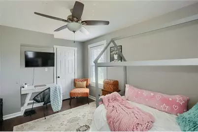701 Old Zelienople Rd, Ellwood City, PA 16117 - Photo 32