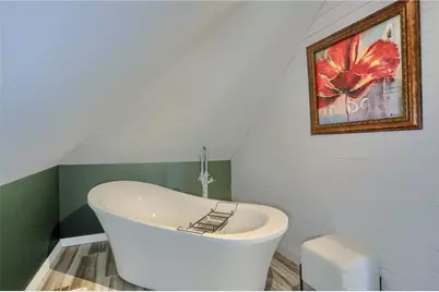 701 Old Zelienople Rd, Ellwood City, PA 16117 - Photo 26