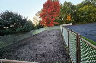 159 Todd Ave, Hermitage, PA 16148 - Photo 10