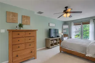 1871 Pioneer Dr, Pittsburgh, PA 15143 - Photo 28