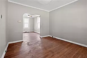 323 31st St, McKeesport, PA 15132 - Photo 6