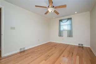 1133 Meadowlark Dr, Scott Township, PA 15243 - Photo 18