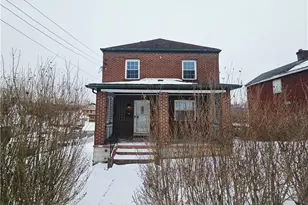 409 Mendelssohn Ave, Clairton, PA 15025 - Photo 1