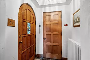 331 Jefferson Dr, Pittsburgh, PA 15228 - Photo 4