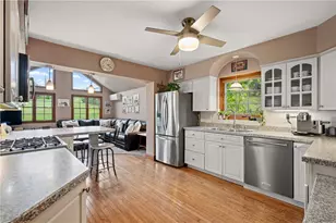 331 Jefferson Dr, Pittsburgh, PA 15228 - Photo 12