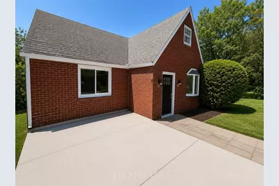 3079 Mount Troy Rd, Pittsburgh, PA 15212 - Photo 2