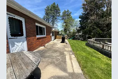 393 Tulip Dr, New Sewickley Township, PA 15066 - Photo 22