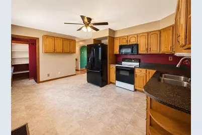 393 Tulip Dr, New Sewickley Township, PA 15066 - Photo 4