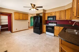 393 Tulip Dr, New Sewickley Township, PA 15066 - Photo 4