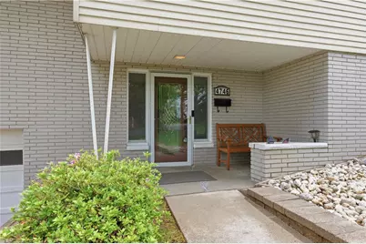 4746 Jewel Drive, Pittsburgh, PA 15236 - Photo 2