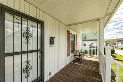 157 Lamberton Street, Sugarcreek Boro, PA 16323 - Photo 4