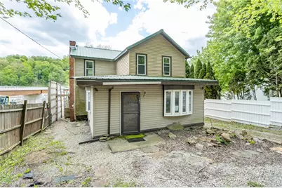 107 High St, Kiskiminetas Township, PA 15618 - Photo 2
