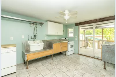 107 High St, Kiskiminetas Township, PA 15618 - Photo 10