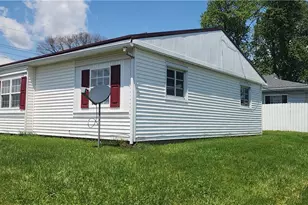 303 N 3rd St, Indiana Boro, PA 15701 - Photo 4