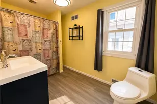 213 College St, Ellwood City, PA 16117 - Photo 16
