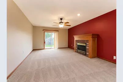213 College St, Ellwood City, PA 16117 - Photo 4