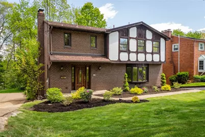 219 Main Entrance Dr, Pittsburgh, PA 15228 - Photo 2