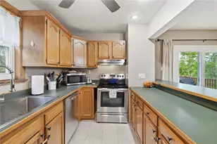 1732 Warriors Rd, Pittsburgh, PA 15205 - Photo 14