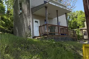 66 Transvaal Ave, Ross Twp, PA 15212 - Photo 2