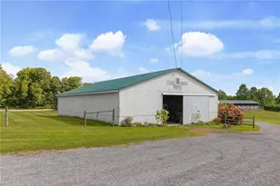 206 Lee Rd, Springfield Township, PA 16127 - Photo 8