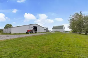 206 Lee Rd, Springfield Township, PA 16127 - Photo 6