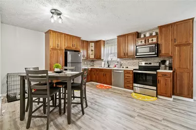 2902 Darlington Rd #502, Chippewa Township, PA 15010 - Photo 2