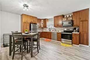 2902 Darlington Rd, Chippewa Township, PA 15010 - Photo 2