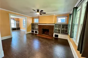124 E Wallace Ave, New Castle, PA 16101 - Photo 2