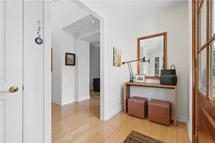 1219 Fairstead Ln, Pittsburgh, PA 15217 - Photo 2