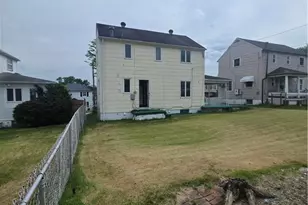 553 Constitution Cir, Clairton, PA 15025 - Photo 10