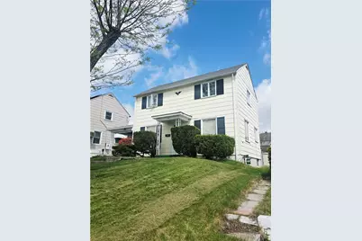 553 Constitution Cir, Clairton, PA 15025 - Photo 2