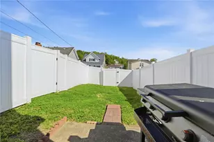 8 Eggers Ave, Belle Vernon, PA 15012 - Photo 34