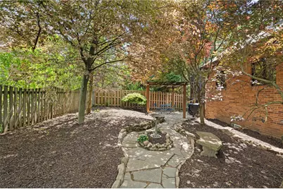 1371 Navahoe Drive, Pittsburgh, PA 15228 - Photo 36