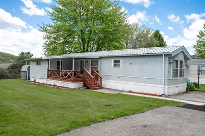 206 Kingston Ln, White Township, PA 15701 - Photo 2