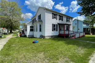 403 Grant St, Saegertown, PA 16433 - Photo 2