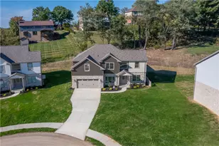 112 Harrowgate Ln, Peters Township, PA 15317 - Photo 2