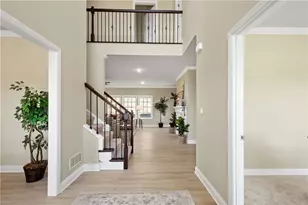 112 Harrowgate Ln, Peters Township, PA 15317 - Photo 4