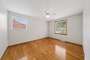 349 Crescent Gardens Dr, Pittsburgh, PA 15235 - Photo 20