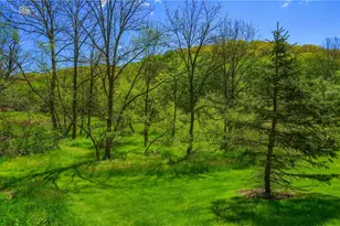 828 Village Dr, Pittsburgh, PA 15237 - Photo 10