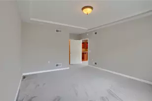 828 Village Dr, Pittsburgh, PA 15237 - Photo 32
